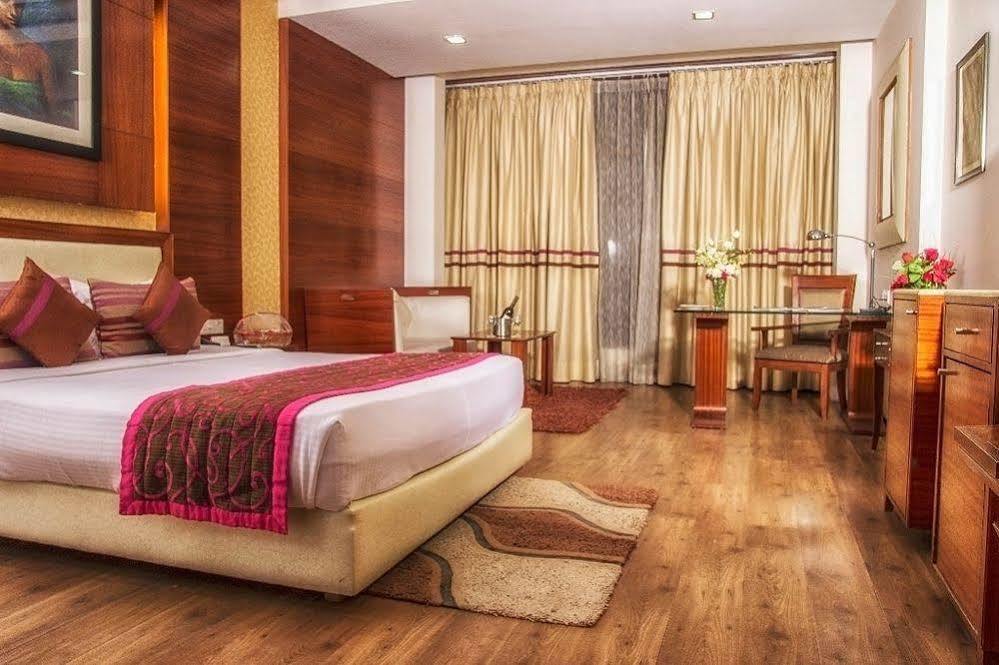 Baba Resorts Dharampur  Bagian luar foto