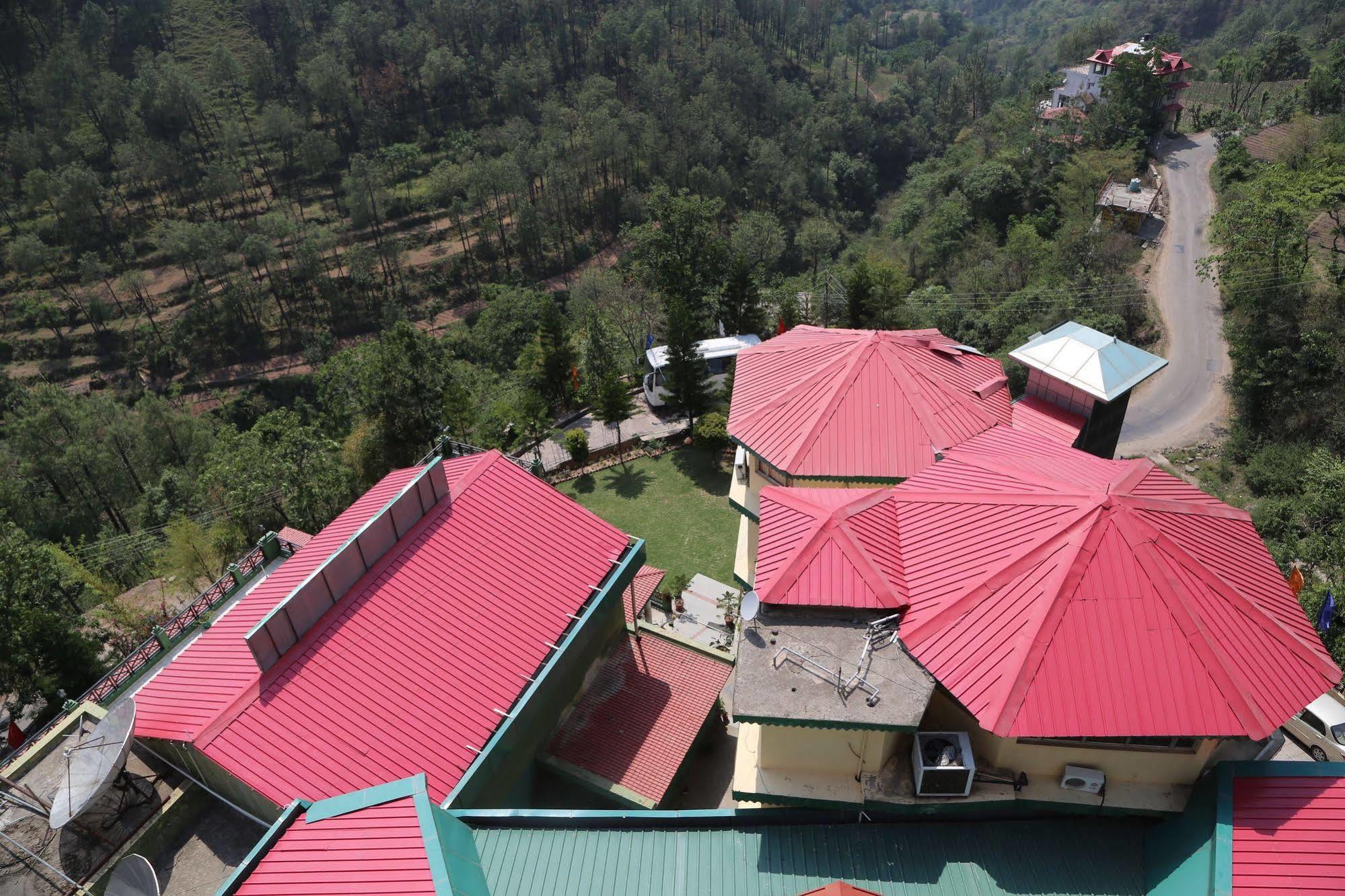 Baba Resorts Dharampur  Bagian luar foto