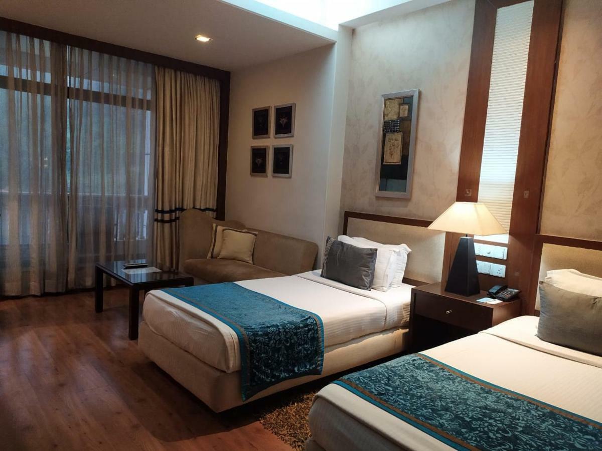 Baba Resorts Dharampur  Bagian luar foto